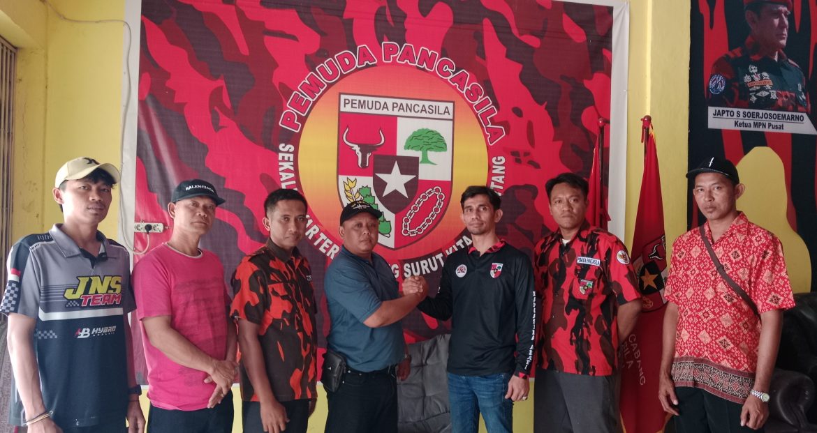 Ketua PAC Pemuda Pancasila Tambusai Undang Pimred Media Voice Post di Kediamannya