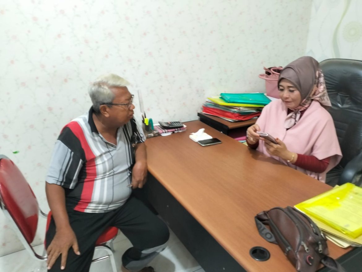 Diduga Notaris ANS Sengajah Abaikan Proses Pemecahan Sertifikat Warga Sukodono Sidoarjo Hingga 2 Tahun Juli .03, 2025   