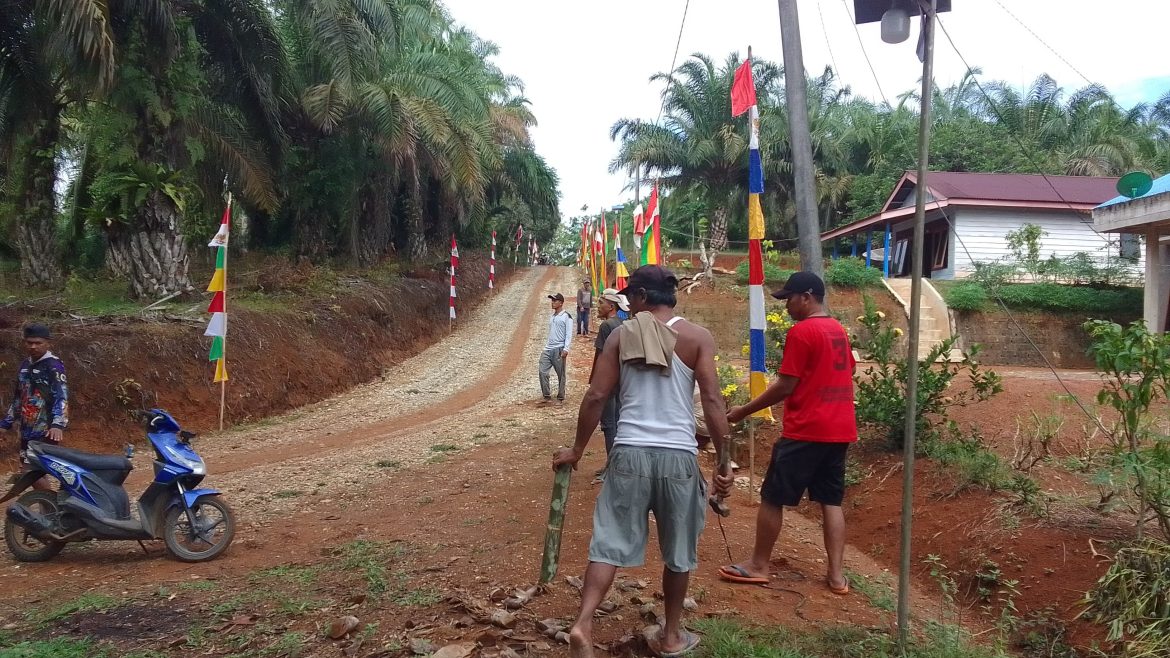 *Semarak Gotong Royong Warga RW 04 Tegal Sari Sambut HUT RI ke-80*