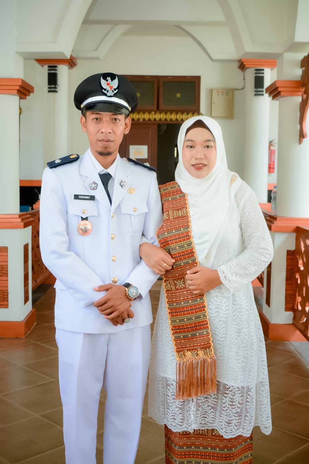 “Kades Pasir Intan Bapak Surahmat dan Ibu Kades Mengucapkan HUT RI ke-80”