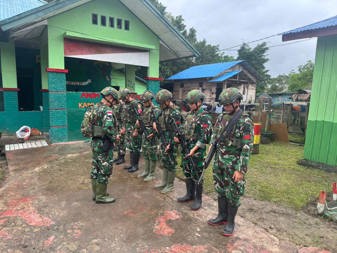 Pos Senggo Hadirkan Layanan Kesehatan Door to Door untuk Warga Kampung Senggo. 