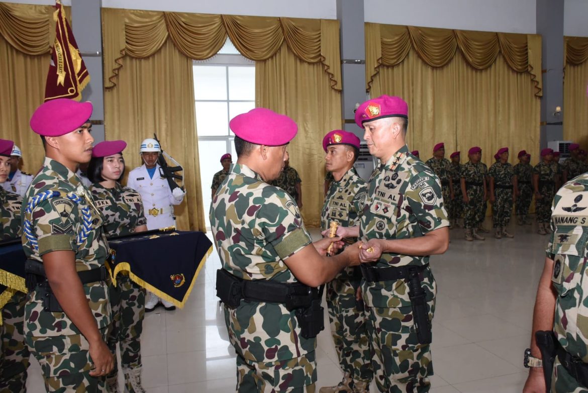 Mayjen TNI Marinir Ili Dasili Resmi Jabat Komandan Pasmar 1