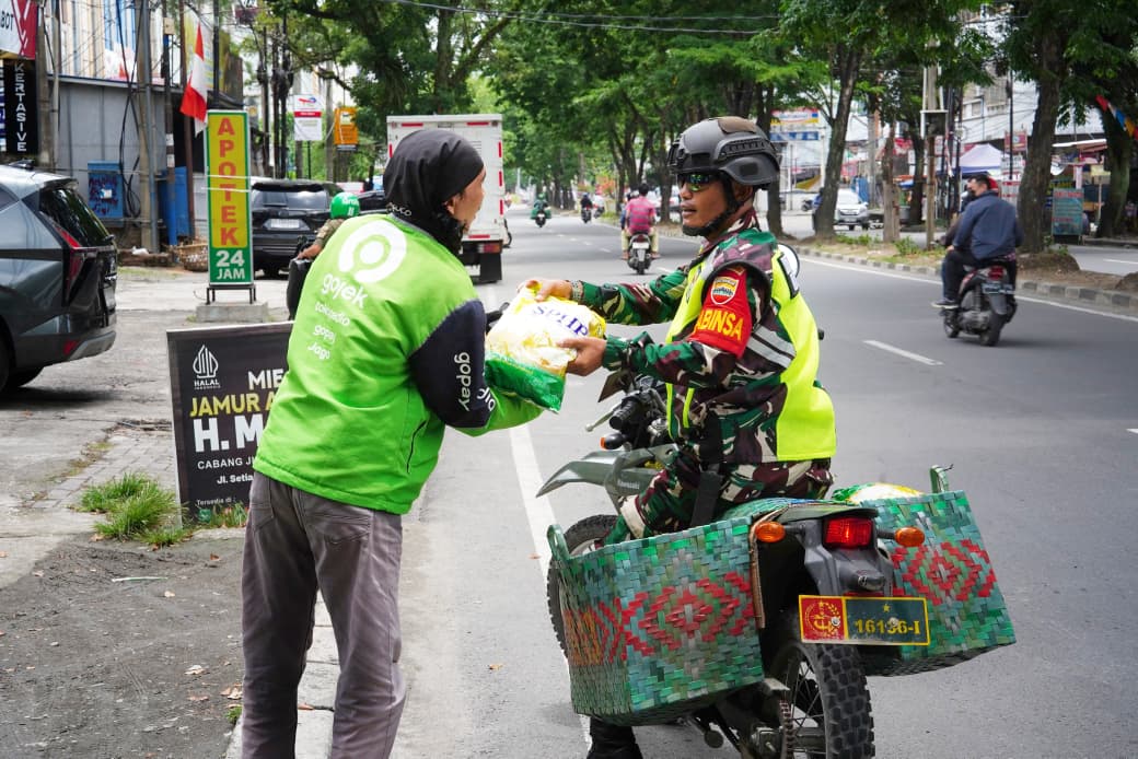 Kodam l BB Salurkan 2,5 Ton Beras setiap hari Untuk Warga Terdampak Unjuk Rasa