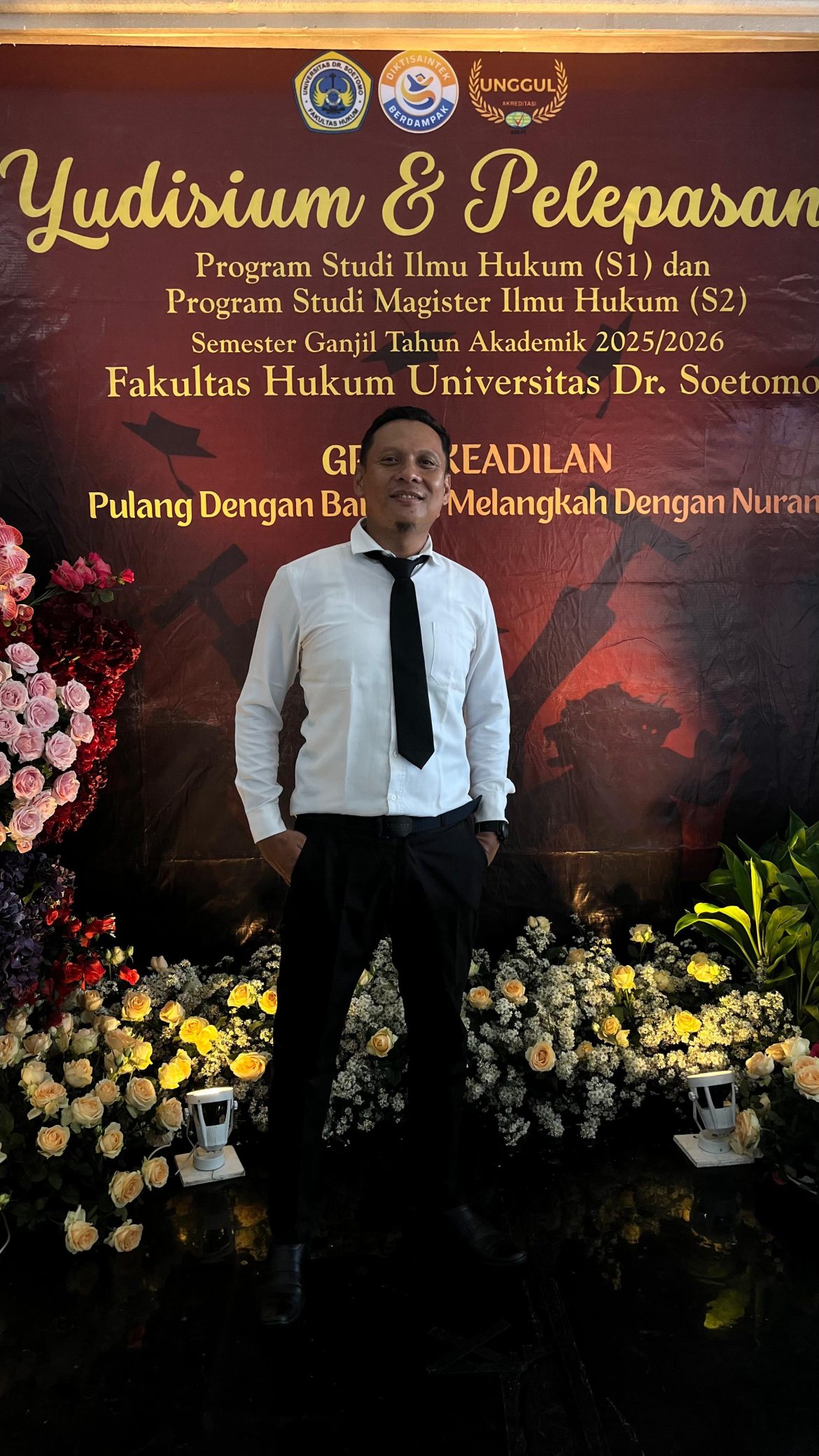 Yudisium Universitas Dr. Soetomo 2026: Arri Pratama Lulus Sarjana Hukum Dengan Skema RPL