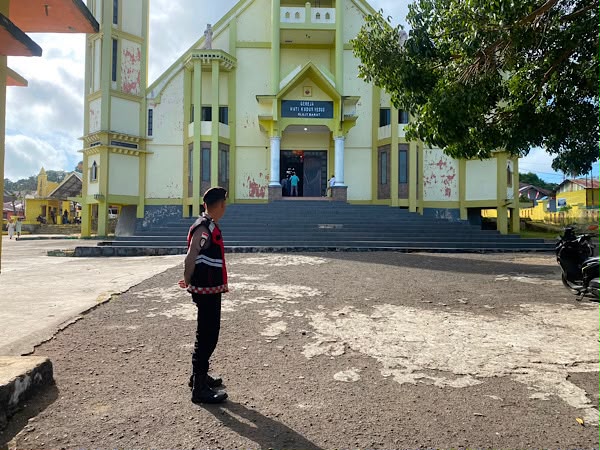 Sat Samapta Amankan Sejumlah Gereja, Ibadah Minggu Berlangsung Khidmat