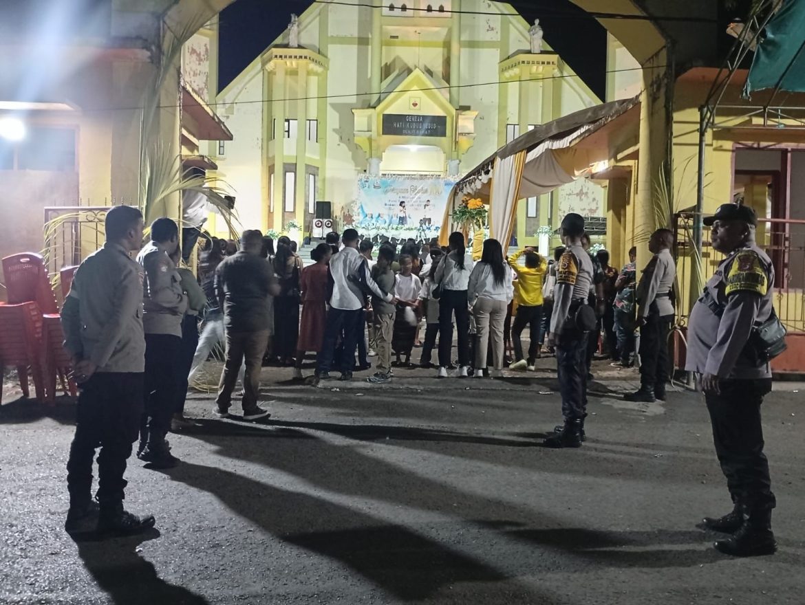 Uskup Amboina Pimpin Puncak Syukur Satu Abad PBHK, Polsek Tanimbar Selatan Pastikan Misa Kondusif