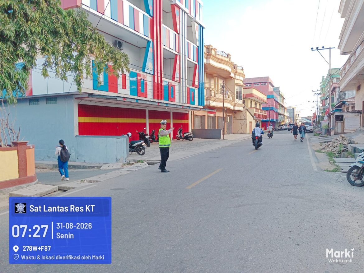 Menjaga Denyut Pagi Saumlaki: Dedikasi Presisi di Balik Peluit Sat Lantas Tanimbar