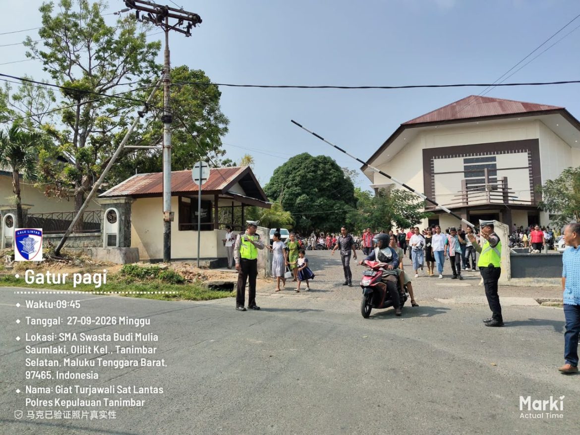 Sat Lantas Polres Kepulauan Tanimbar Optimalkan Pengaturan Lalu Lintas Saat Ibadah Minggu
