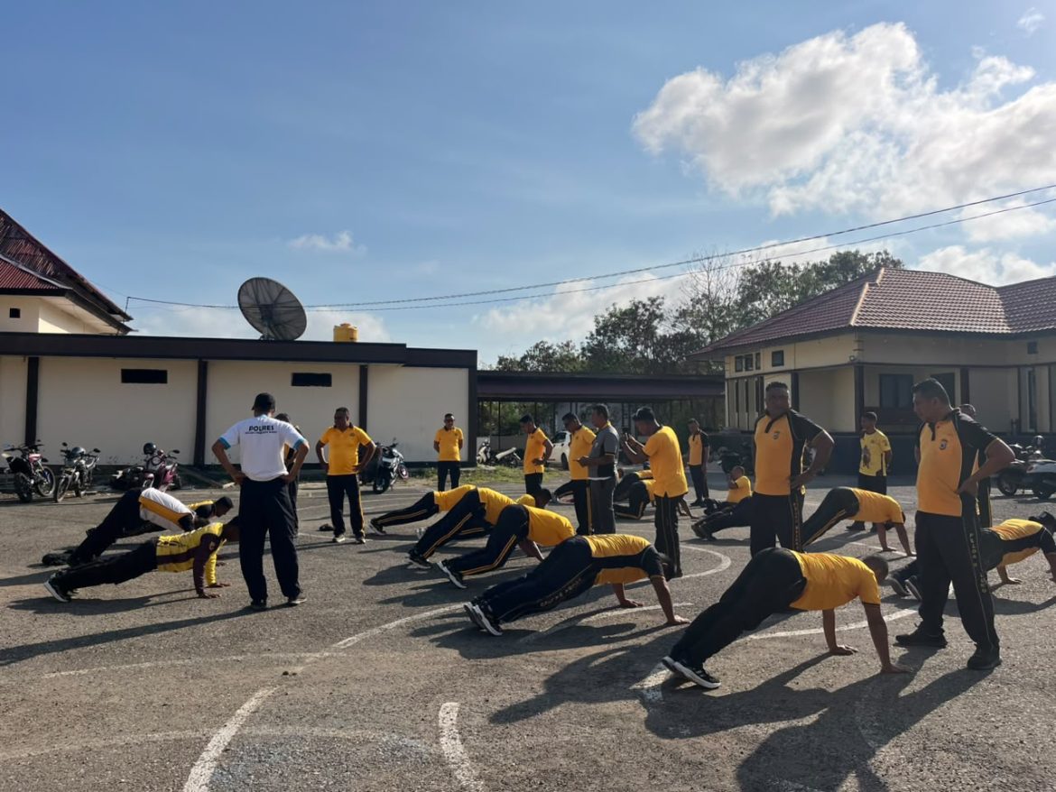 Jaga Kebugaran dan Kinerja Organisasi, 35 Personel Polres Kepulauan Tanimbar Ikuti Tes Kesamaptaan Jasmani