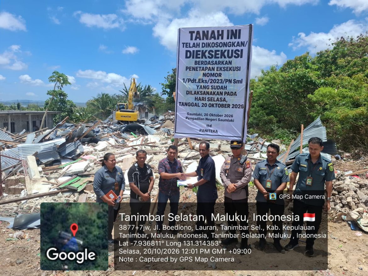Polres Kepulauan Tanimbar Amankan Eksekusi Objek Sengketa Perdata oleh PN Saumlaki di Desa Lauran