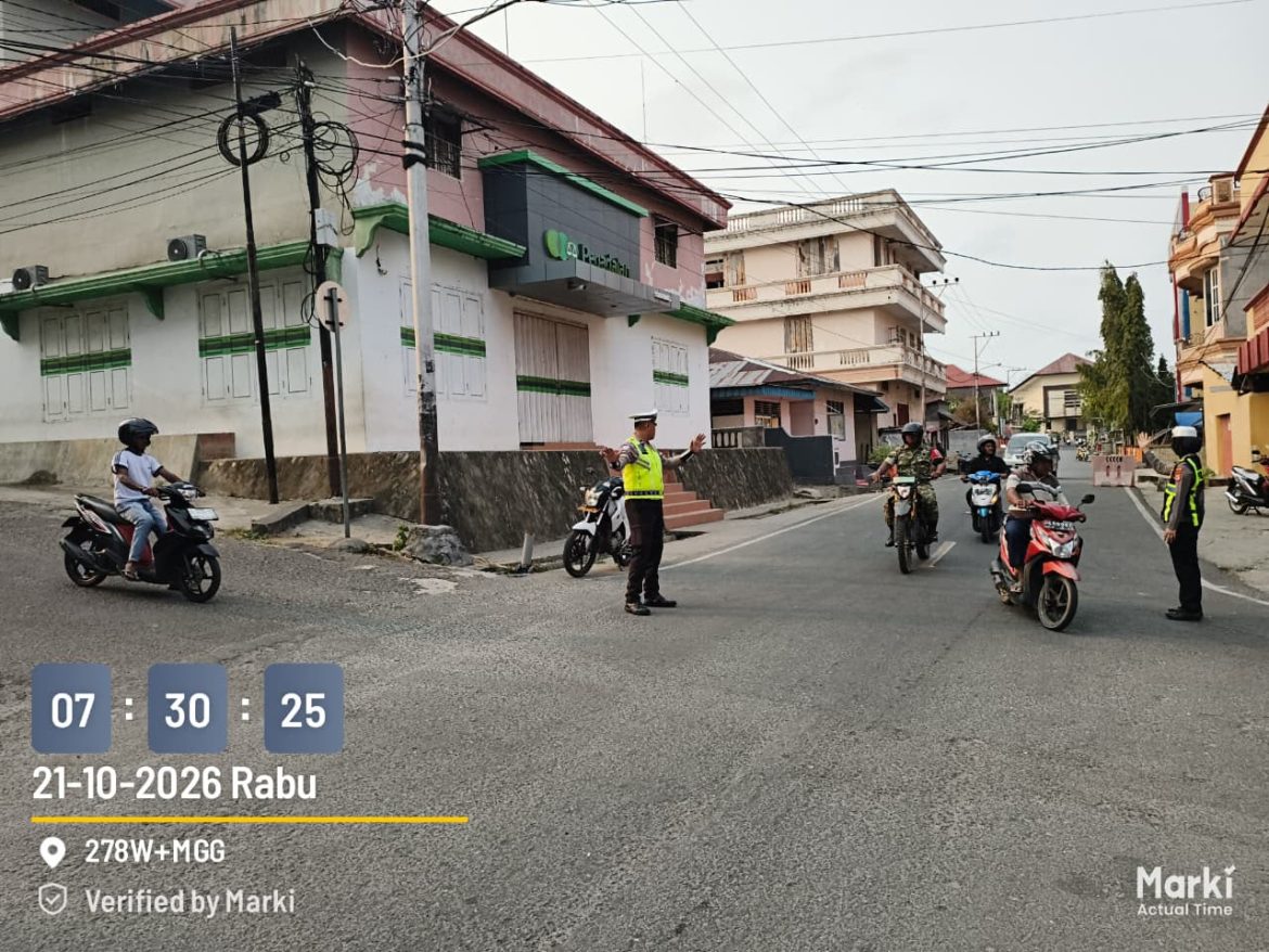 Wujudkan Pelayanan Prima, Sat Lantas Polres Tanimbar Intensifkan Pengaturan Lalu Lintas Pagi