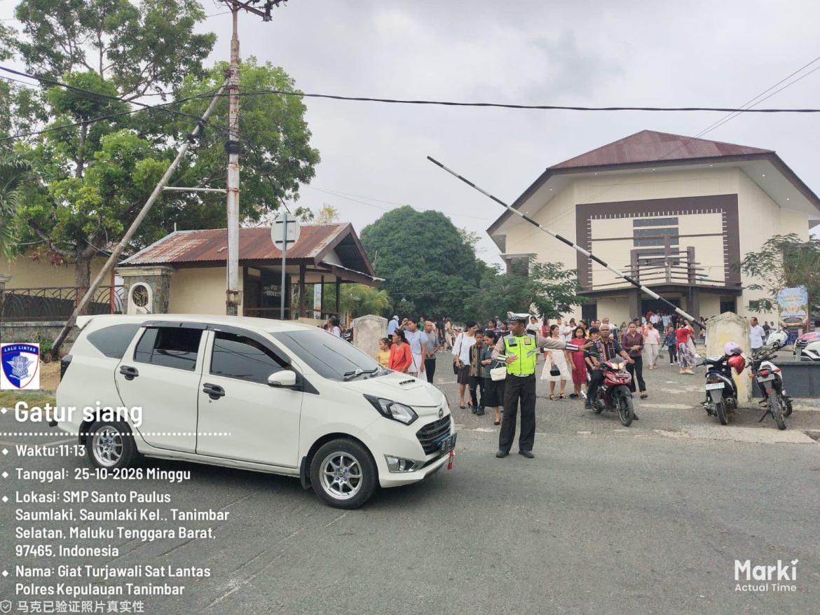 Pastikan Rasa Aman Saat Ibadah Minggu, Sat Lantas Polres Kepulauan Tanimbar Intensifkan Pengamanan dan Pengaturan Lalu Lintas